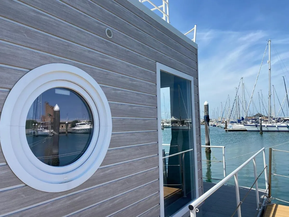 House Boat Rimini Resort Italy